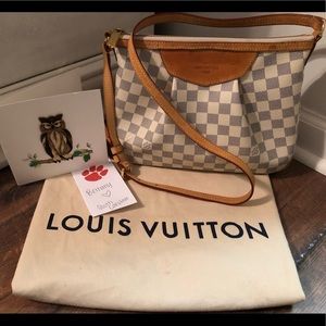 Authentic LV Siracusa PM